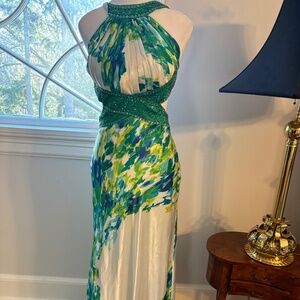 Stunning Gown with Small Train Backless Sparkle Beads around Neck